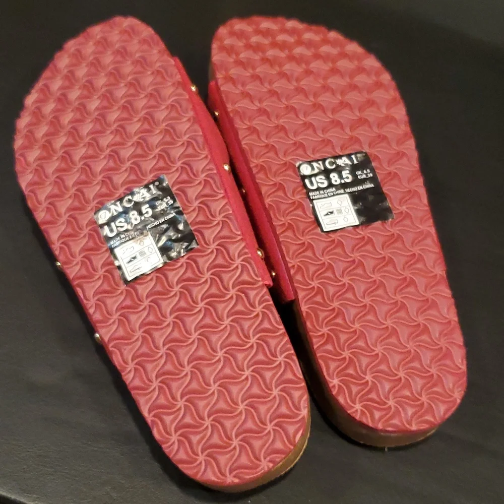 Oncai Sandals - Picture 6 of 9
